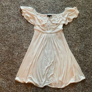 Sky dress size XS white color.